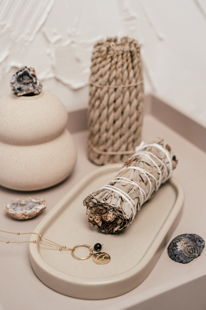 Odkryj Moc Kamieni z Lunaly: Twoja Ścieżka do Harmonii i Piękna